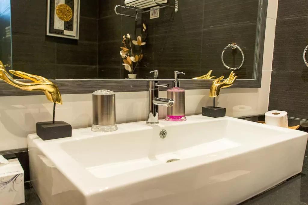 Magnificent 2Br Villa Isawan With Salt Pool Ban Saiyuan エクステリア 写真
